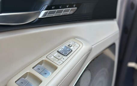 Genesis G90 I рестайлинг, 2016 год, 1 990 000 рублей, 32 фотография