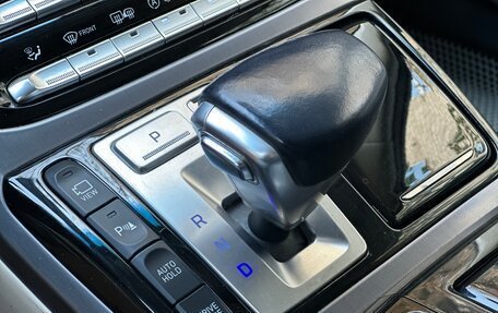 Genesis G90 I рестайлинг, 2016 год, 1 990 000 рублей, 35 фотография