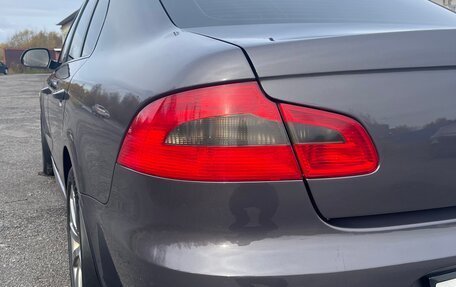 Skoda Superb III рестайлинг, 2010 год, 995 000 рублей, 7 фотография