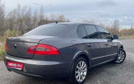 Skoda Superb III рестайлинг, 2010 год, 995 000 рублей, 3 фотография