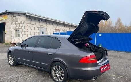Skoda Superb III рестайлинг, 2010 год, 995 000 рублей, 16 фотография
