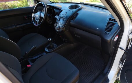 KIA Soul I рестайлинг, 2011 год, 700 000 рублей, 19 фотография