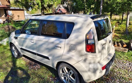 KIA Soul I рестайлинг, 2011 год, 700 000 рублей, 21 фотография