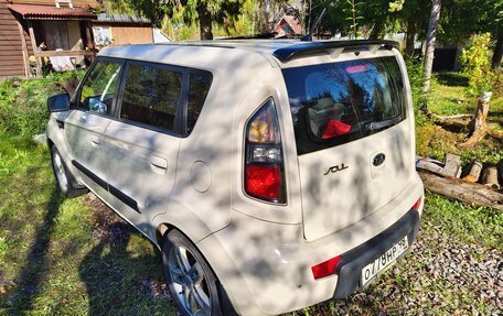 KIA Soul I рестайлинг, 2011 год, 700 000 рублей, 18 фотография