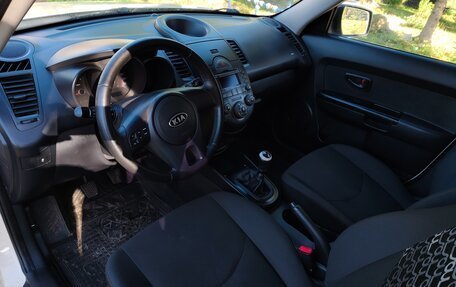 KIA Soul I рестайлинг, 2011 год, 700 000 рублей, 22 фотография