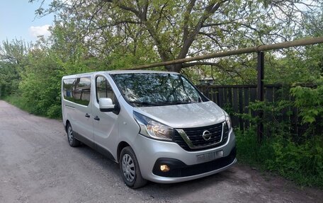 Nissan NV300, 2021 год, 2 100 000 рублей, 2 фотография