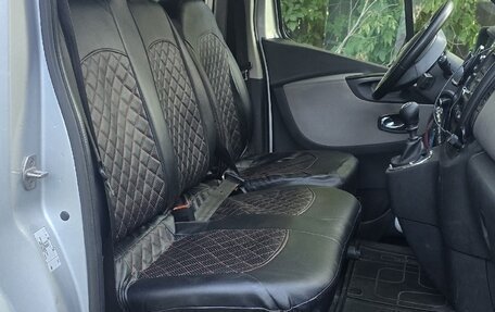 Nissan NV300, 2021 год, 2 100 000 рублей, 4 фотография