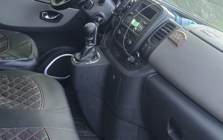Nissan NV300, 2021 год, 2 100 000 рублей, 5 фотография