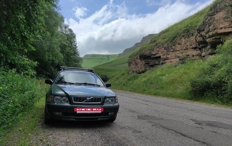 Volvo V40 I, 2001 год, 370 000 рублей, 2 фотография