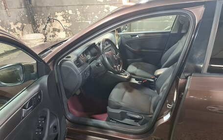 Volkswagen Jetta VI, 2014 год, 1 050 000 рублей, 8 фотография