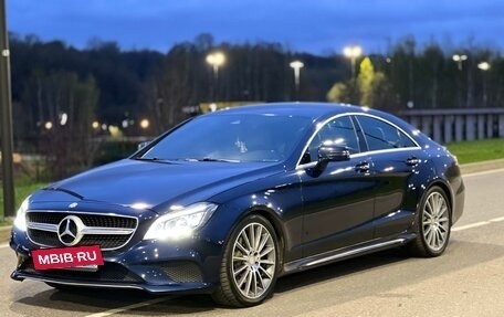 Mercedes-Benz CLS, 2015 год, 2 700 000 рублей, 2 фотография