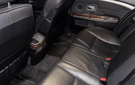 BMW 7 серия, 2003 год, 930 000 рублей, 9 фотография