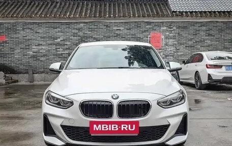 BMW 1 серия, 2022 год, 2 фотография