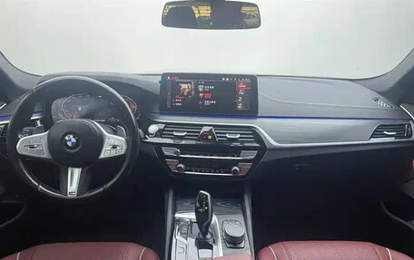 BMW 5 серия, 2023 год, 4 825 025 рублей, 11 фотография