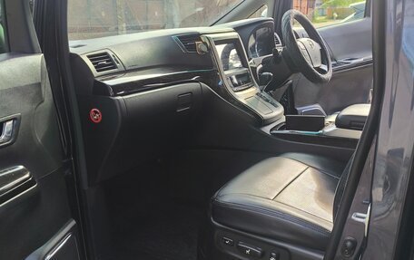 Toyota Alphard III, 2013 год, 2 300 000 рублей, 6 фотография