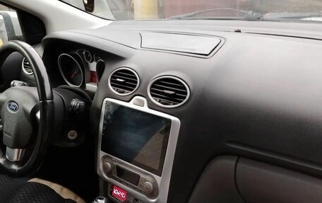Ford Focus II рестайлинг, 2011 год, 700 000 рублей, 1 фотография