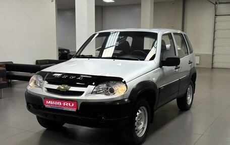 Chevrolet Niva I рестайлинг, 2011 год, 665 000 рублей, 1 фотография