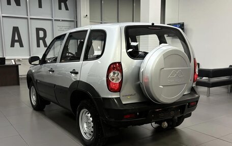 Chevrolet Niva I рестайлинг, 2011 год, 665 000 рублей, 3 фотография