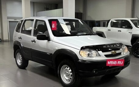 Chevrolet Niva I рестайлинг, 2011 год, 665 000 рублей, 7 фотография