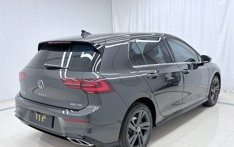 Volkswagen Golf VIII, 2022 год, 2 176 000 рублей, 4 фотография