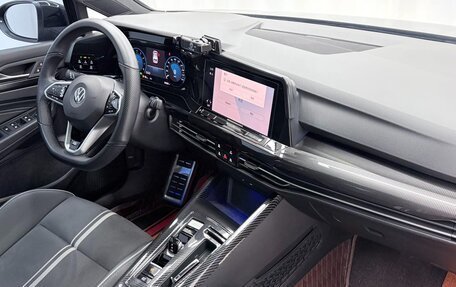 Volkswagen Golf VIII, 2022 год, 2 176 000 рублей, 22 фотография