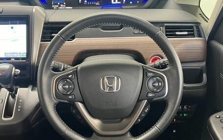 Honda Freed II, 2023 год, 1 200 000 рублей, 6 фотография
