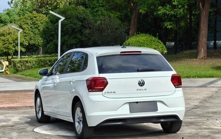 Volkswagen Polo, 2023 год, 1 040 000 рублей, 6 фотография