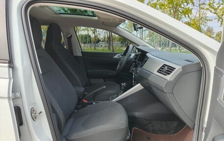 Volkswagen Polo, 2023 год, 1 040 000 рублей, 21 фотография