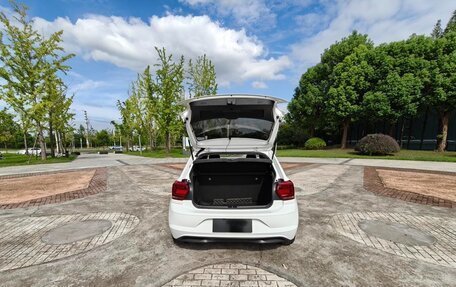 Volkswagen Polo, 2023 год, 1 040 000 рублей, 12 фотография
