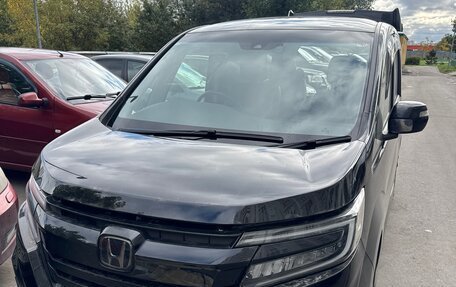Honda Stepwgn IV, 2021 год, 2 525 000 рублей, 2 фотография