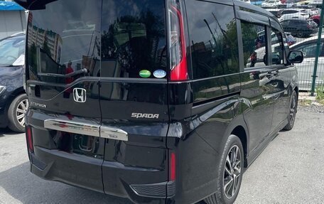 Honda Stepwgn IV, 2021 год, 2 525 000 рублей, 5 фотография