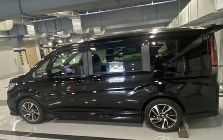 Honda Stepwgn IV, 2021 год, 2 525 000 рублей, 8 фотография
