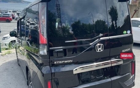 Honda Stepwgn IV, 2021 год, 2 525 000 рублей, 6 фотография
