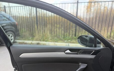 Volkswagen Passat B8 рестайлинг, 2021 год, 2 380 000 рублей, 8 фотография