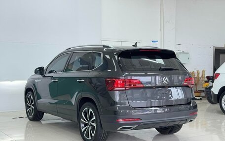 Volkswagen Tharu, 2022 год, 1 445 000 рублей, 6 фотография