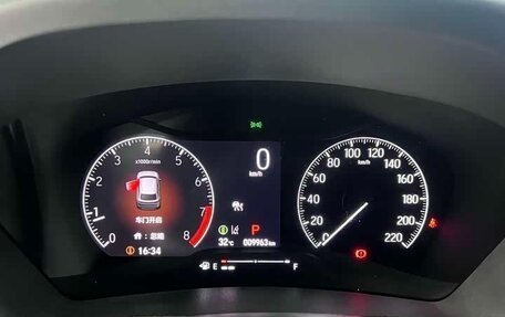 Honda Vezel, 2023 год, 1 830 000 рублей, 7 фотография