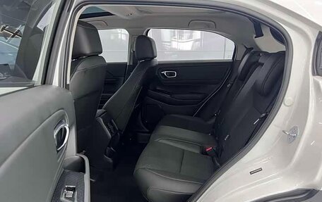 Honda Vezel, 2023 год, 1 830 000 рублей, 11 фотография