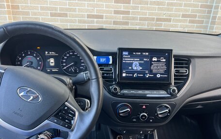 Hyundai Solaris II рестайлинг, 2021 год, 1 550 000 рублей, 3 фотография