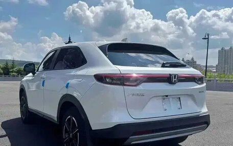 Honda Vezel, 2022 год, 1 375 001 рублей, 2 фотография
