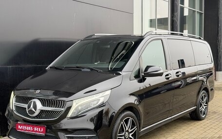 Mercedes-Benz V-Класс, 2020 год, 4 950 000 рублей, 1 фотография