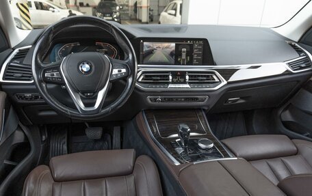 BMW X5, 2019 год, 6 049 000 рублей, 8 фотография