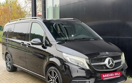 Mercedes-Benz V-Класс, 2020 год, 4 950 000 рублей, 2 фотография