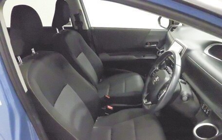 Toyota Sienta II, 2022 год, 1 400 000 рублей, 4 фотография