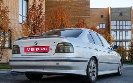 BMW 5 серия, 2000 год, 600 000 рублей, 3 фотография