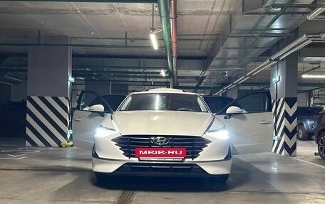 Hyundai Sonata VIII, 2021 год, 2 100 000 рублей, 6 фотография