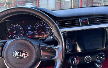 KIA Rio IV, 2017 год, 940 000 рублей, 5 фотография