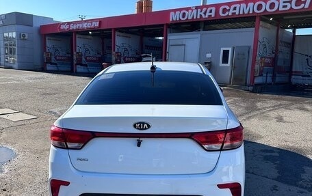 KIA Rio IV, 2017 год, 940 000 рублей, 2 фотография