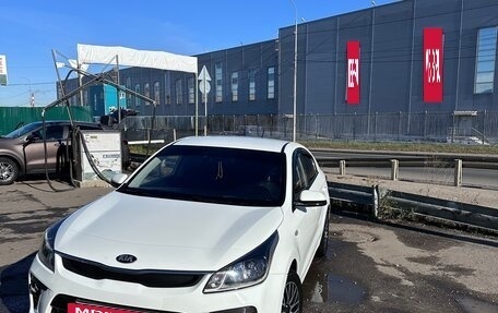 KIA Rio IV, 2017 год, 940 000 рублей, 4 фотография