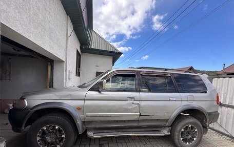 Mitsubishi Pajero Sport II рестайлинг, 2001 год, 450 000 рублей, 3 фотография