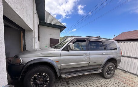 Mitsubishi Pajero Sport II рестайлинг, 2001 год, 450 000 рублей, 4 фотография